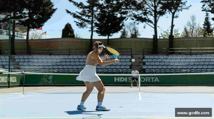 彩神热血奔跑，青春绽放